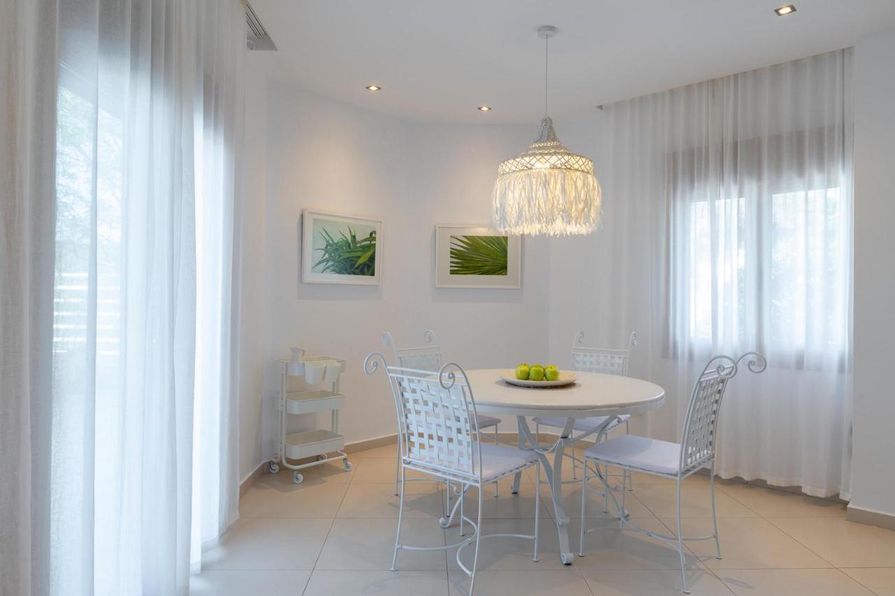 Love White Villa Іялісос Екстер'єр фото